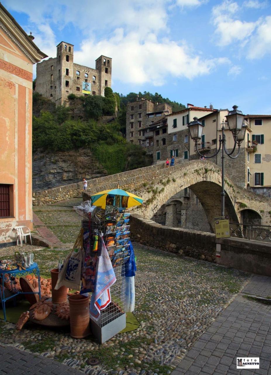 Villa Stardust - Bedbluesky Dolceacqua Exterior foto