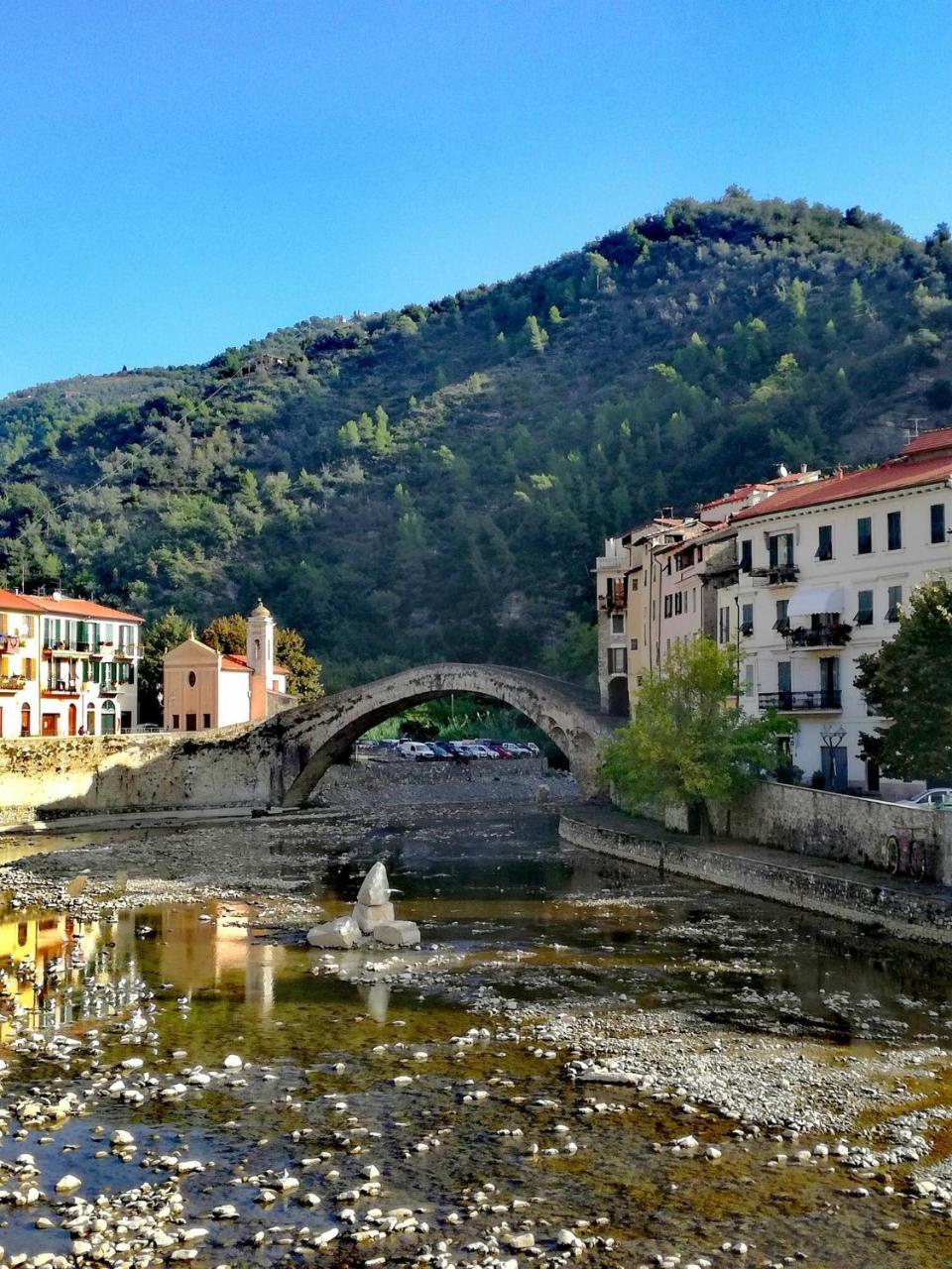 Villa Stardust - Bedbluesky Dolceacqua Exterior foto