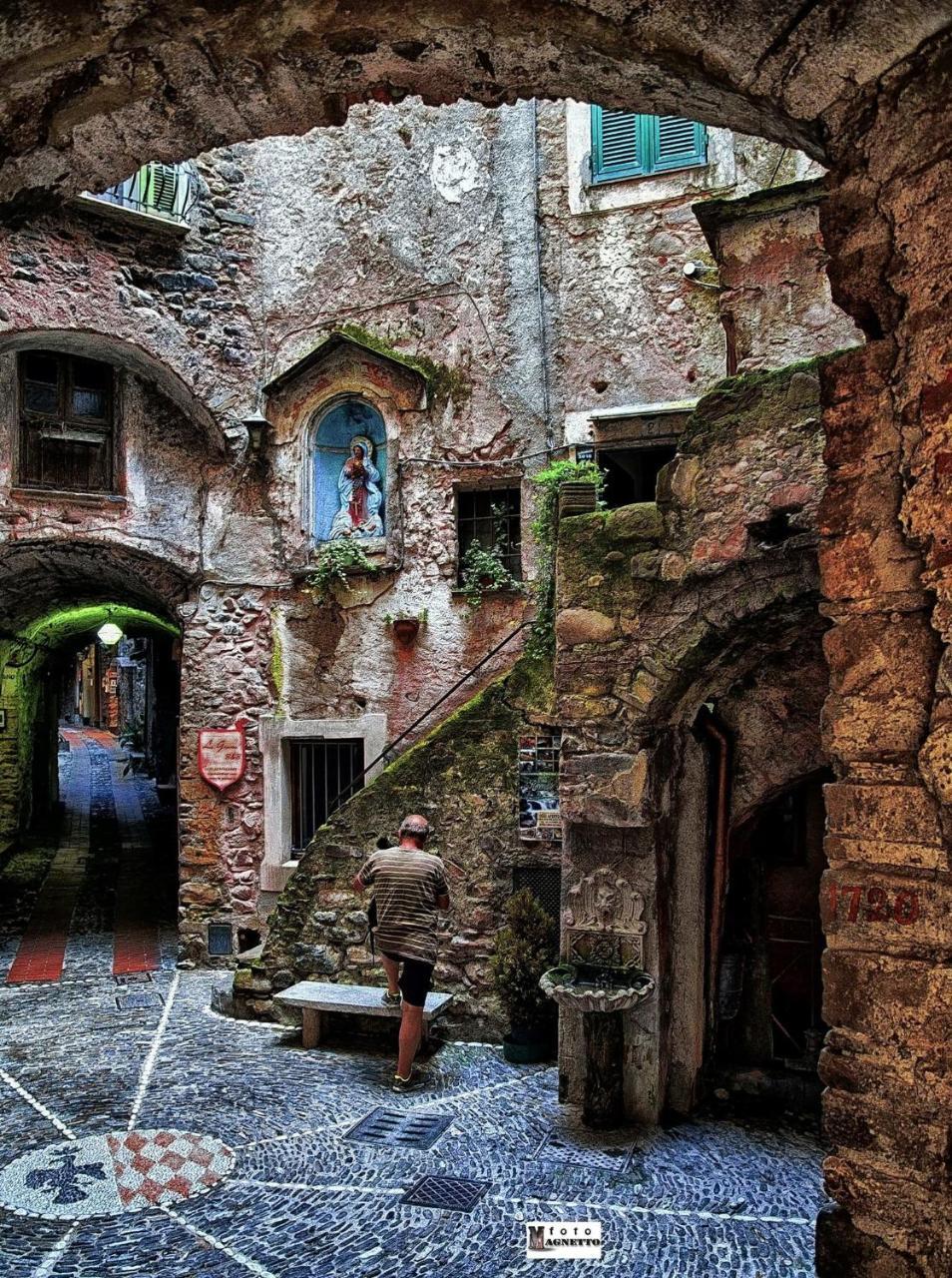 Villa Stardust - Bedbluesky Dolceacqua Exterior foto